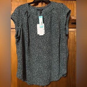 41 Hawthorn Deep Green and White Cap Sleeve Blouse